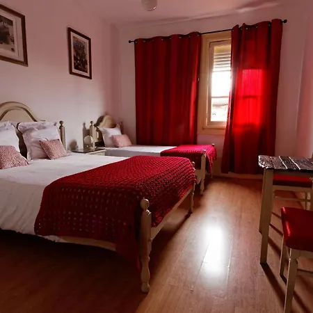 Alvares Cabral 3* 포르투