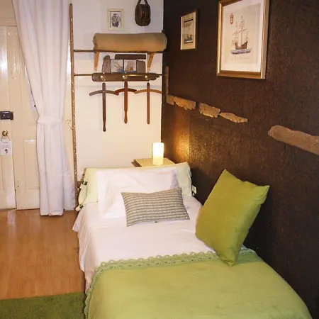 Hotel Alvares Cabral 3*