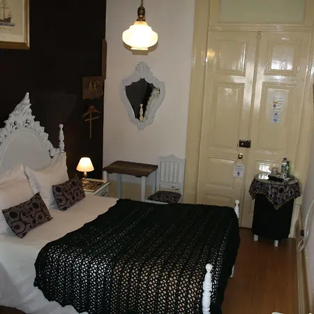 Hotel Alvares Cabral 3*